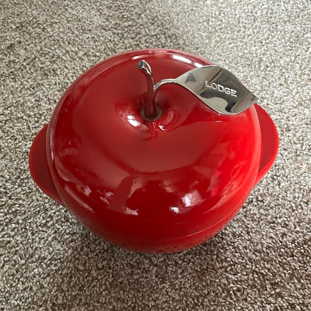 Lodge Apple Pot Enamel Cast Iron 3 Quart
